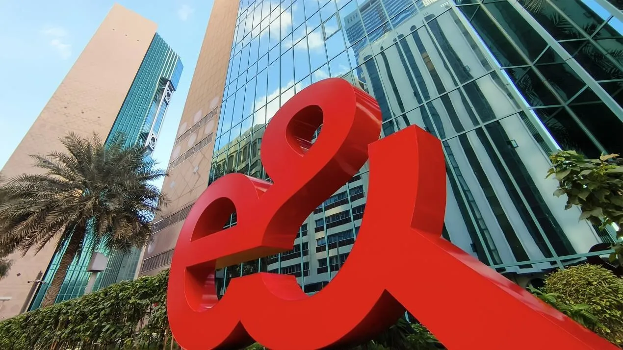 e& Announces USD 5.95 Billion Sale of Vodafone Investment